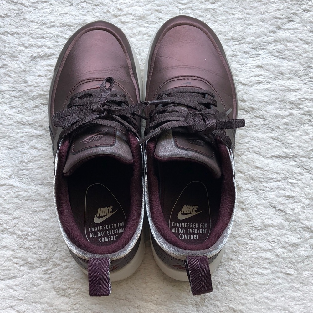 Nikes Air Max Thea